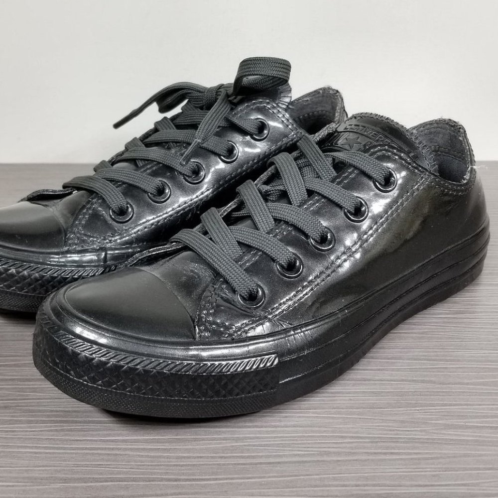 Converse Chuck Taylor All Star Sneaker, Black Pearl 553271C, Womens Size 5 / 35